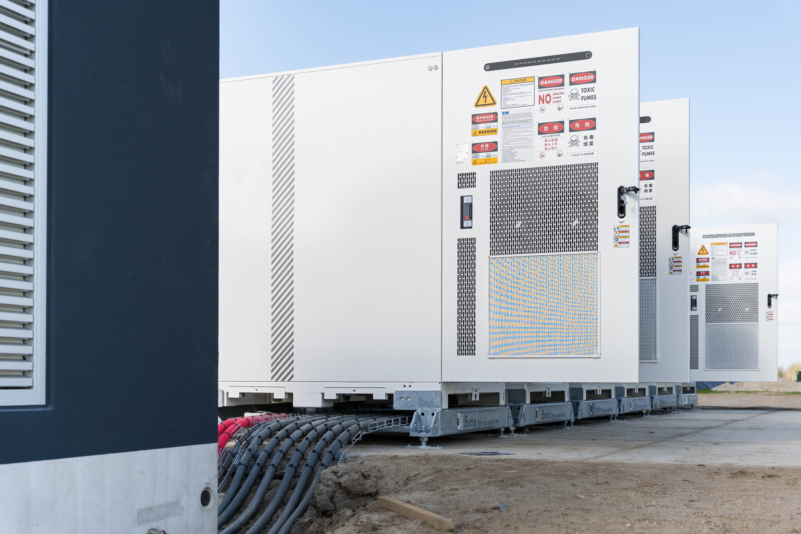 middenspanningsinstallatie, middenspanning, installatie middenspanning, 10kV installatie, 10kV, installateur 10kV