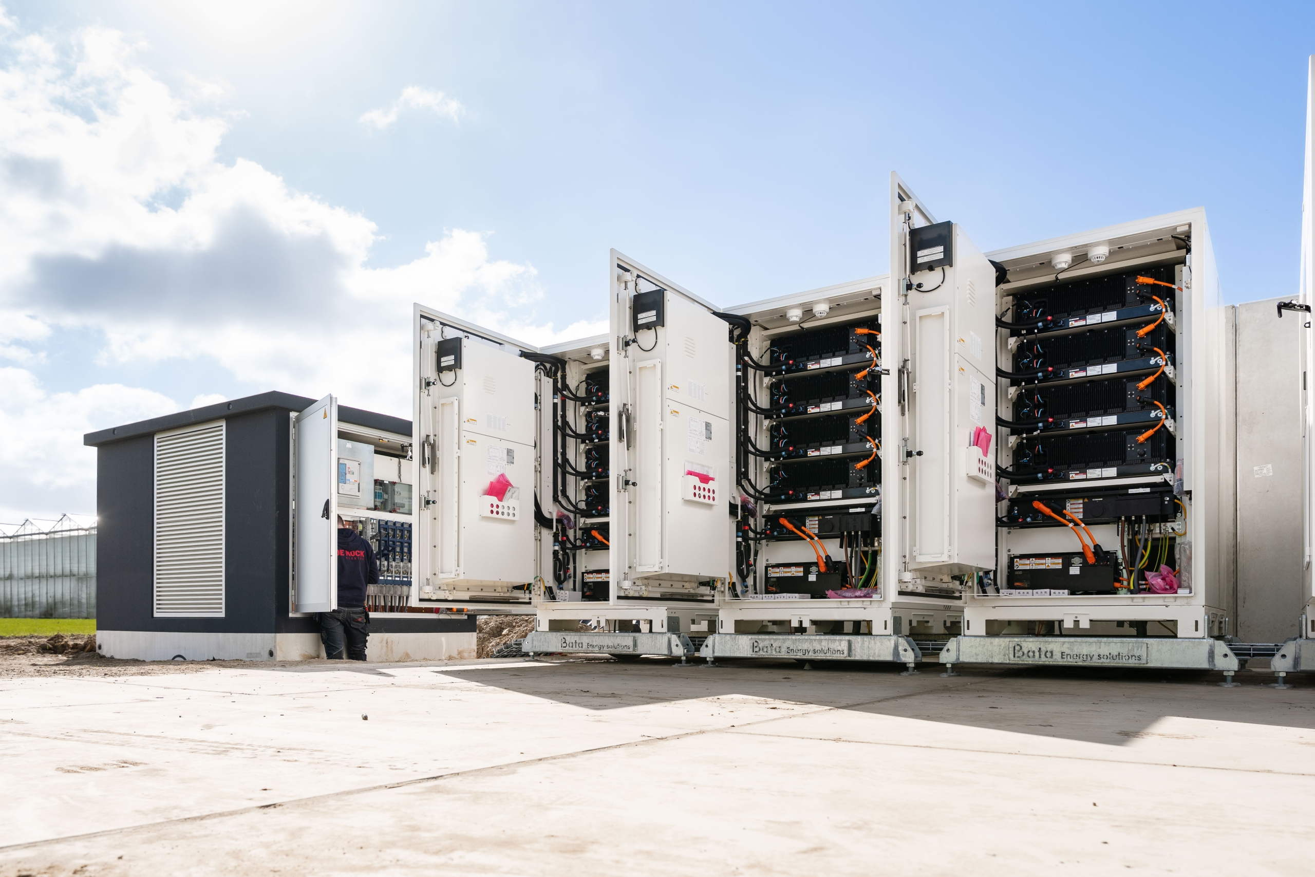 batterijopslag tuinbouw, elektra batterijopslag, aansluiting batterijopslag, installateur batterijopslag