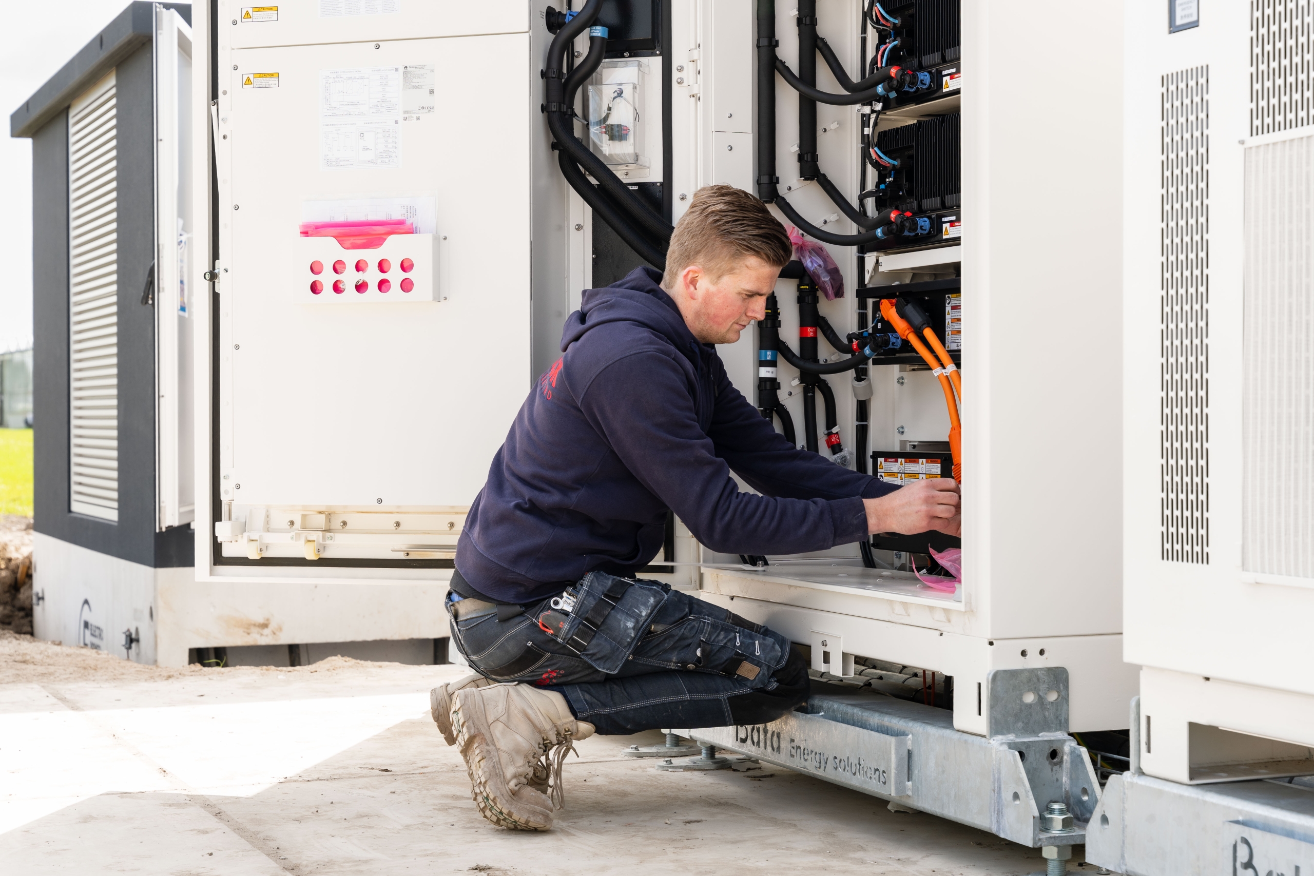 installateur energieopslag, energieopslag, installatie energieopslag, energieopslag duurzaam, duurzaam energie opwekken, eigen energieopwekking